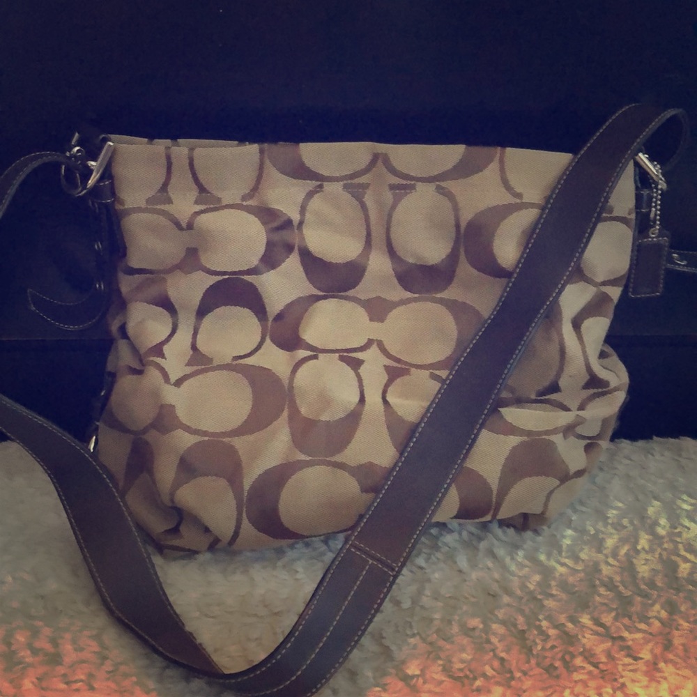 Shoulder bag